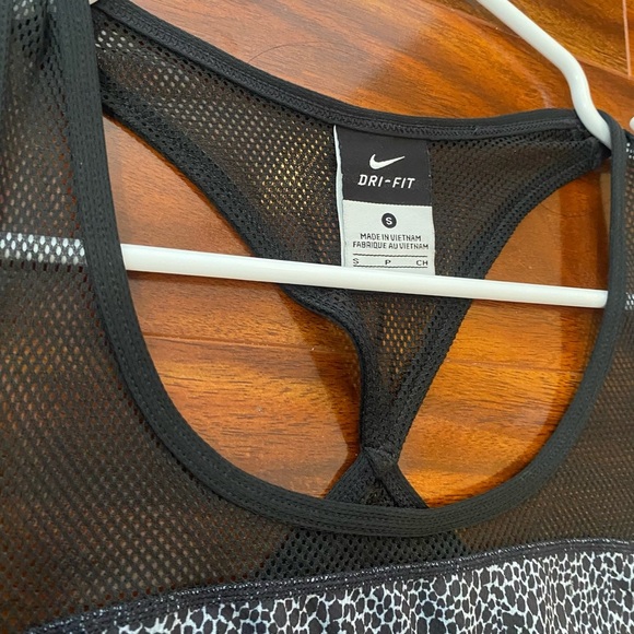 Nike Black Gray Mesh neck Asymmetrical Fitted Tank Top racer back - Picture 7 of 7
